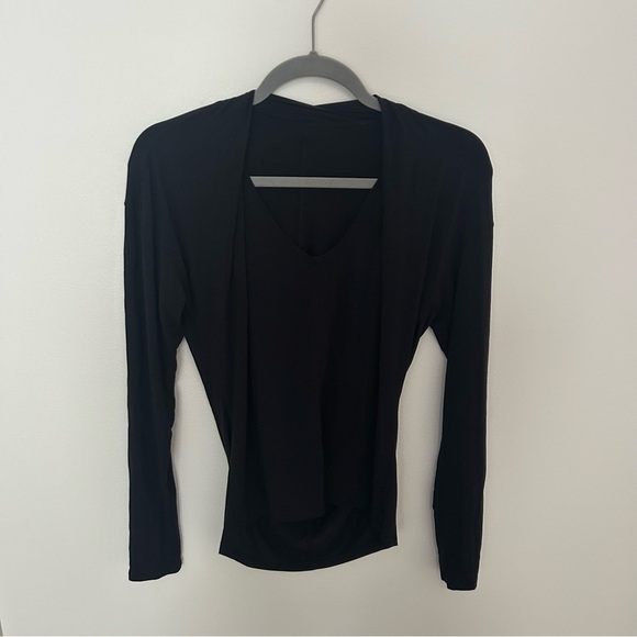 Lululemon Deep Stretch Long Sleeve Black Size 4/Small - Picture 2 of 5